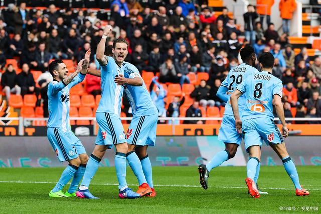 佛罗伦萨磨砺团队合作,冲上积分榜前列的简单介绍 佛罗伦萨磨砺团队合作,冲上积分榜前列的简单介绍