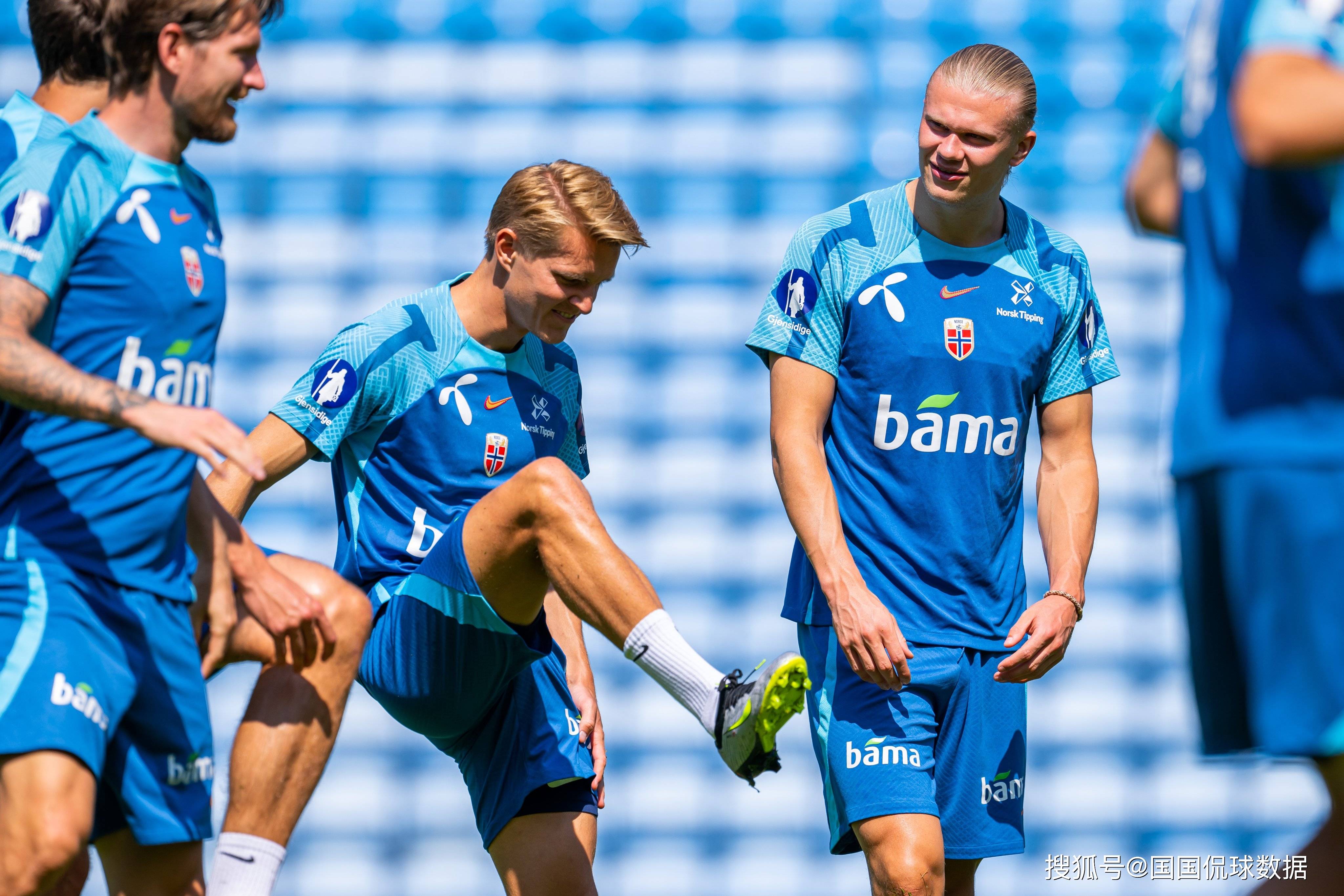 爱游戏平台-欧预赛比赛结果揭晓，强强对决激烈争夺胜利的简单介绍