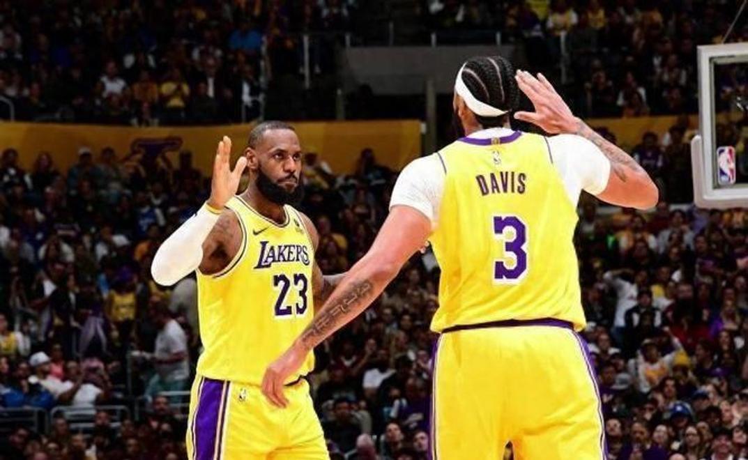 爱游戏注册-湖人总决赛揭幕战获胜，热火挫败