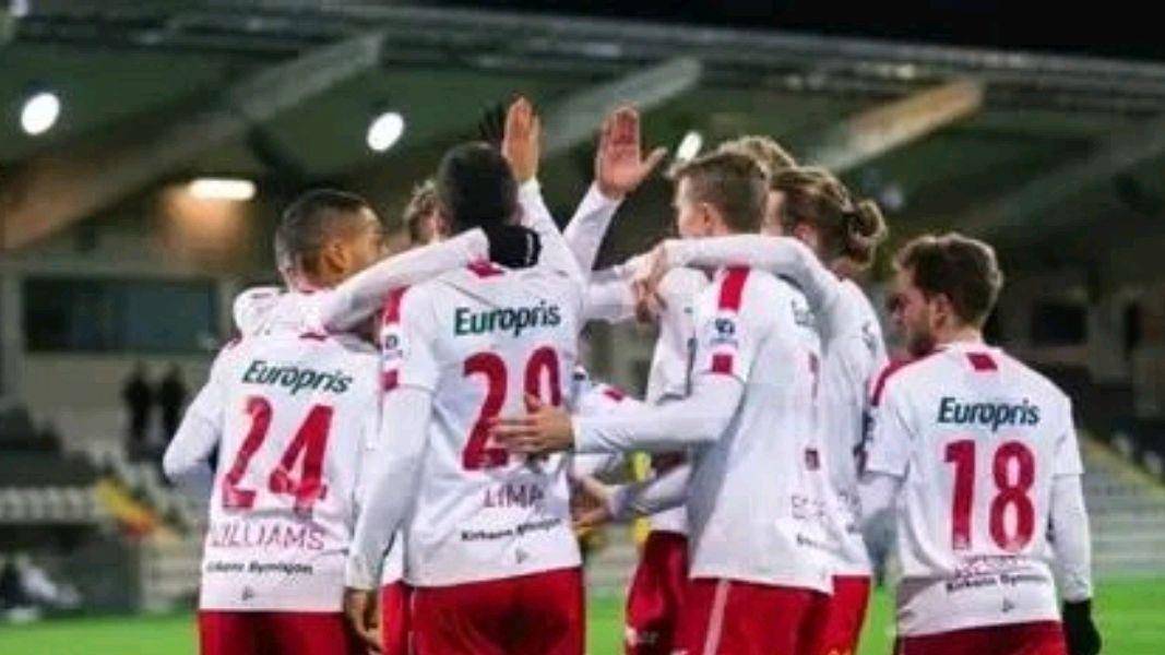 包含谢菲联实现连胜，水晶宫阵容齐整逼平对手的词条