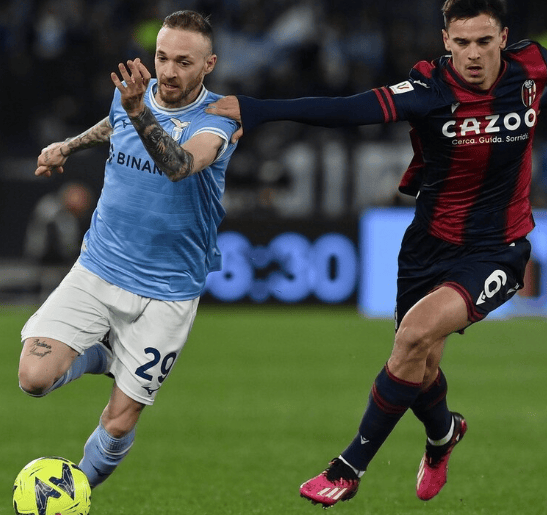 爱游戏官网-拉齐奥客场逆转博洛尼亚，继续保持领先优势