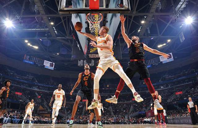 包含老鹰再遭逆转惨败,全队状态低迷的词条 包含老鹰再遭逆转惨败,全队状态低迷的词条