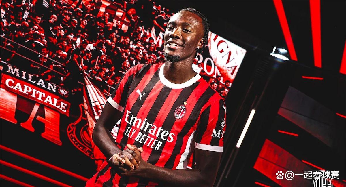 爱游戏投注-AC米兰备战新赛季：锋线实力加强，球队士气高涨的简单介绍