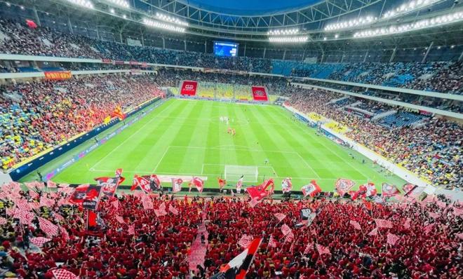 亚洲足球赛事精美球场展现风采 亚洲足球赛事精美球场展现风采