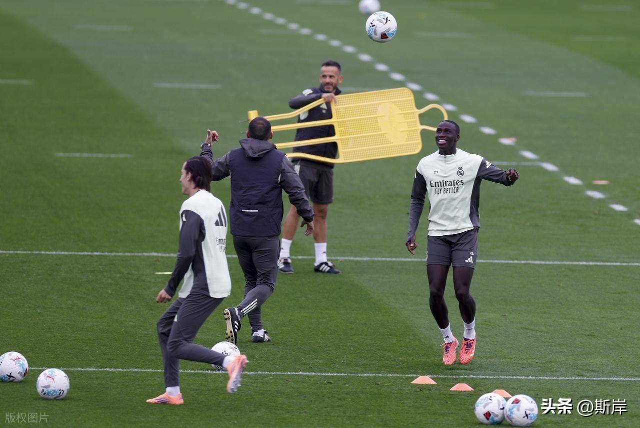 爱游戏登录入口-包含瓦伦西亚反败为胜，逆转绝佳的词条